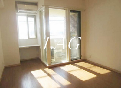 【居間・リビング】 | ミモザ | 洋室のお部屋です。