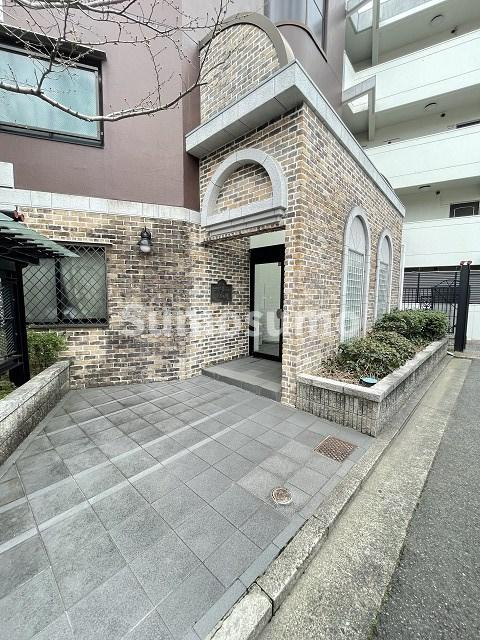 フローレンス西宮1のエントランス
