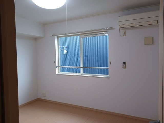 エリクシ－ル　６８の内装