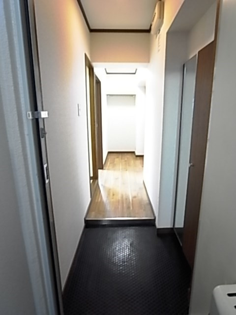 フローレンス西宮Ⅰの玄関