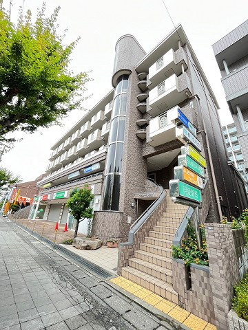 ベルシャイン西宮の外観