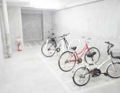 【その他共用部分】 | ソルフィエスタ住吉 | 駐輪場です。