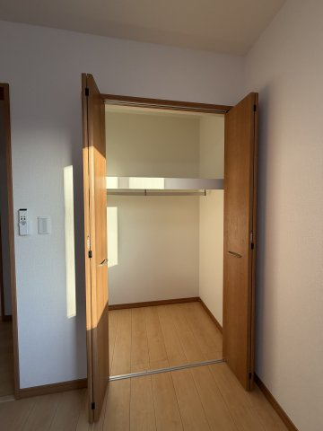 グランソフィア見沼の収納