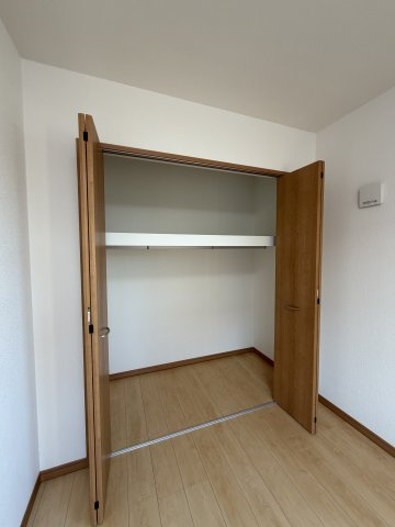 グランソフィア見沼の収納