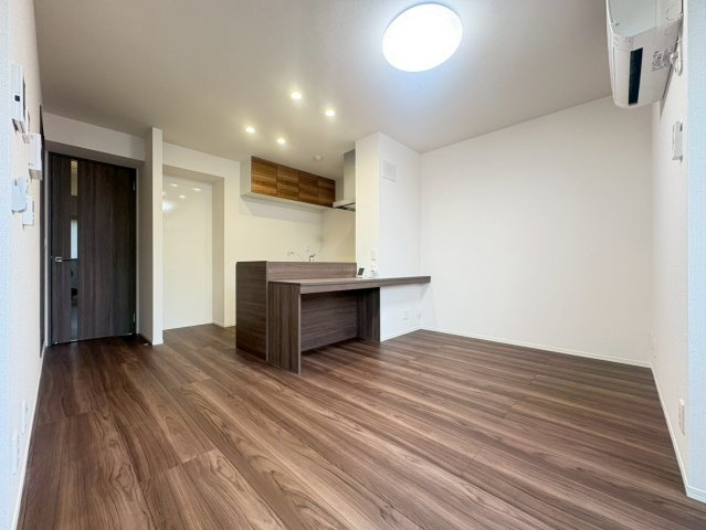 【居間・リビング】 | フォレストウッド　A