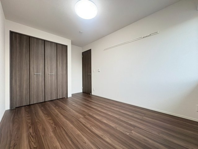 【洋室】 | フォレストウッド　A