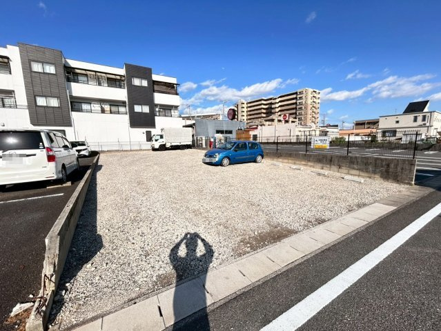 住吉町店舗の駐車場