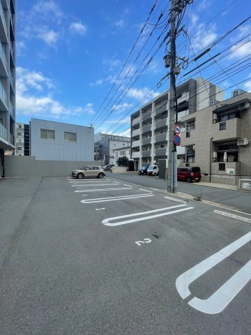 リレア山王 の駐車場