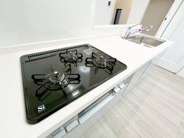新築戸建　上平間　B号棟のキッチン|きれいなキッチンです