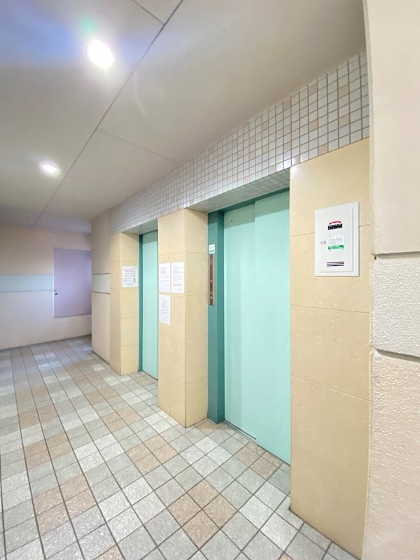 ルポ六本松の外観