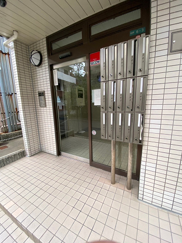 リアライズ夙川（羽衣町）のエントランス