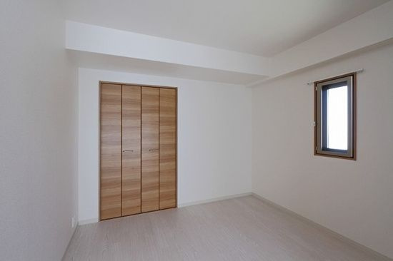 ベルデュールⅢの寝室|使い勝手のいい寝室です