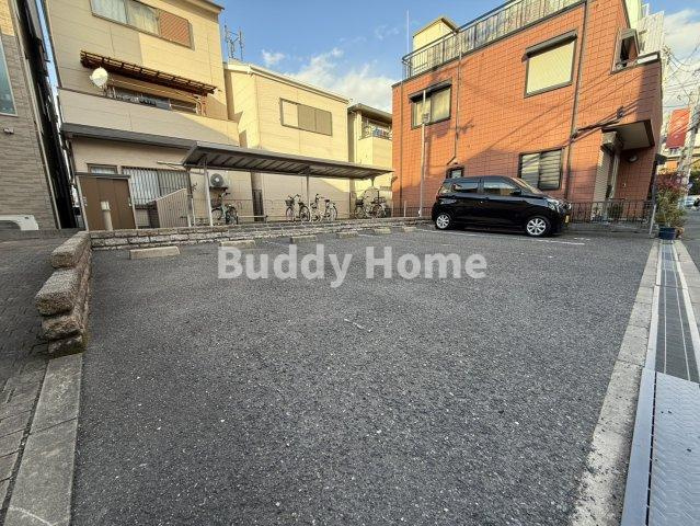 セレノの駐車場