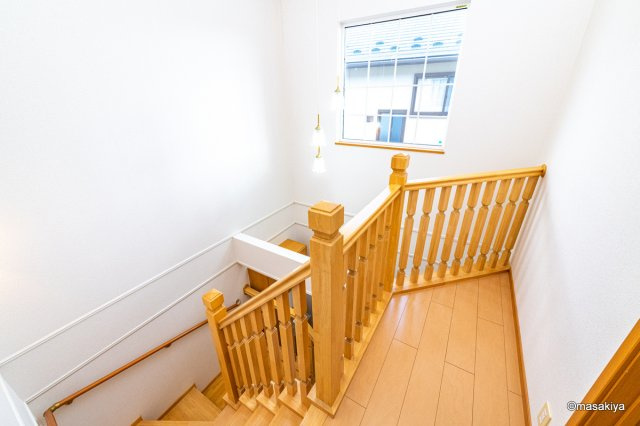 ルミネッセンス　Bの玄関