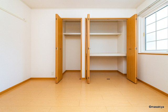 ルミネッセンス　Bの洋室