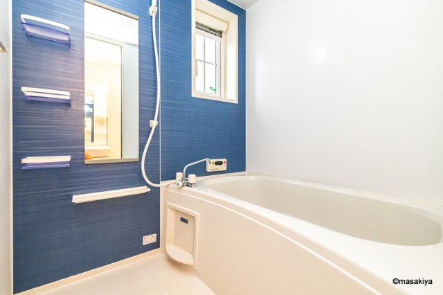 ルミネッセンス　Bの浴室