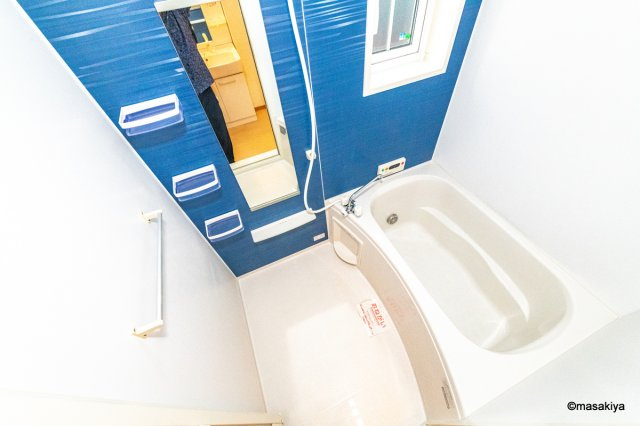 ルミネッセンス　Bの浴室