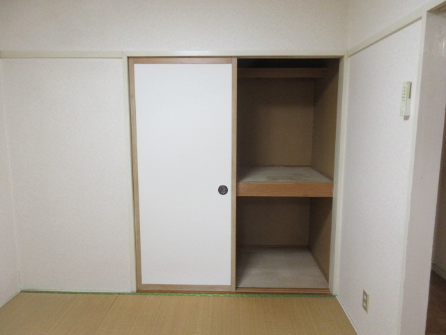 レジデンス西岡の収納