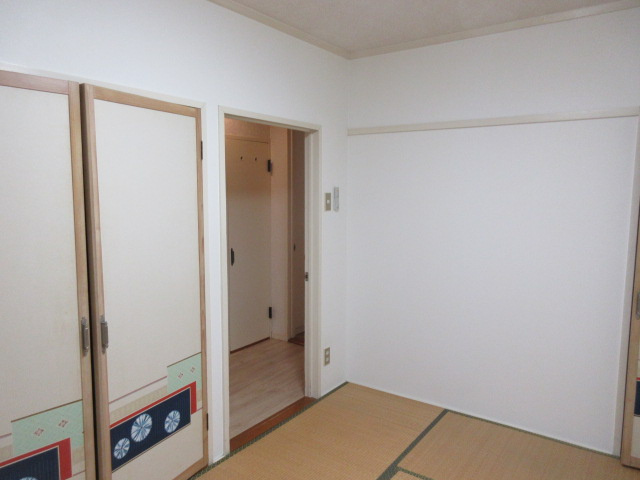 レジデンス西岡の和室