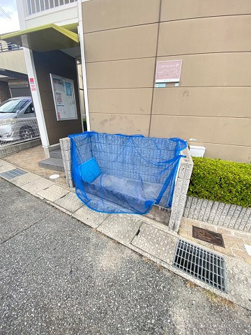 西宮市段上町１丁目のアパートの外観