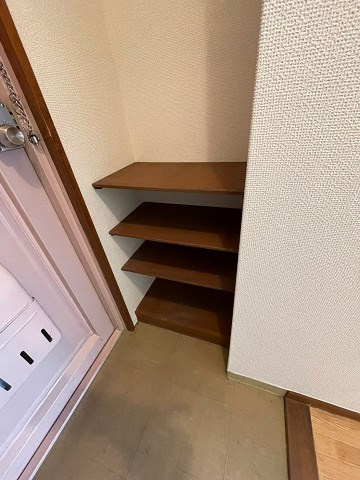 三甲イエムの収納