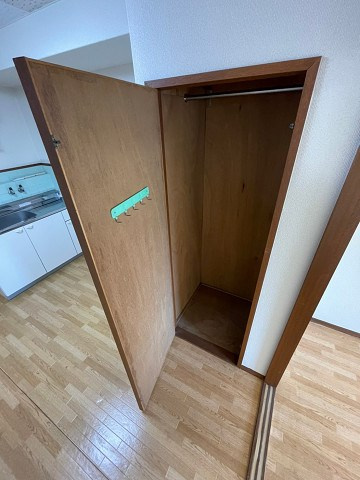 三甲イエムの収納