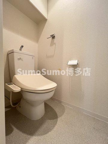 レジディア西新のトイレ|落ち着いたトイレです