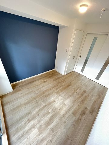 三甲イエムの内装