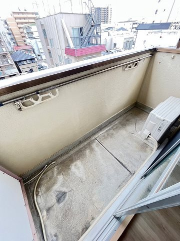 三甲イエムのバルコニー