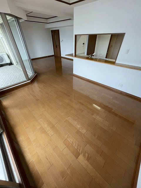 名次町ロジュマンの内装