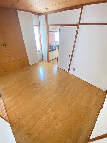 新光マンションの居間・リビング
