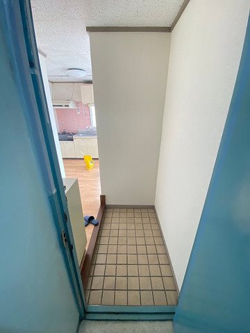 新光マンションの玄関