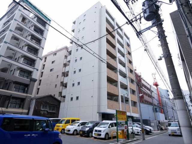 レジデンシャルヒルズ インペリアルスイートの外観