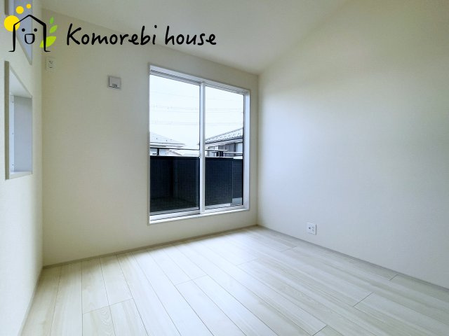 上尾市原市　12期　新築一戸建て　ブルーミングガーデン　01の洋室|落ち着いた色調の洋室です