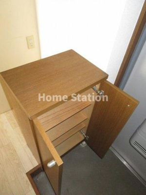 【玄関】 | ロイヤルコート