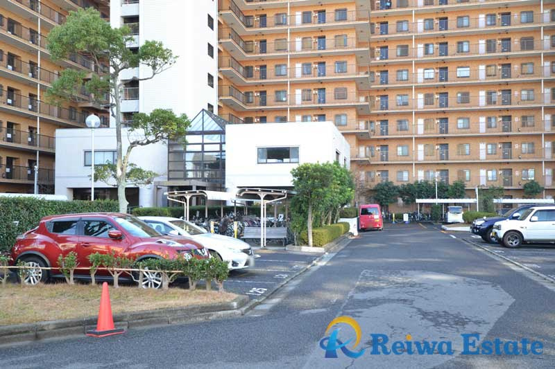 ダイアパレス・エクシード茅ヶ崎の駐車場