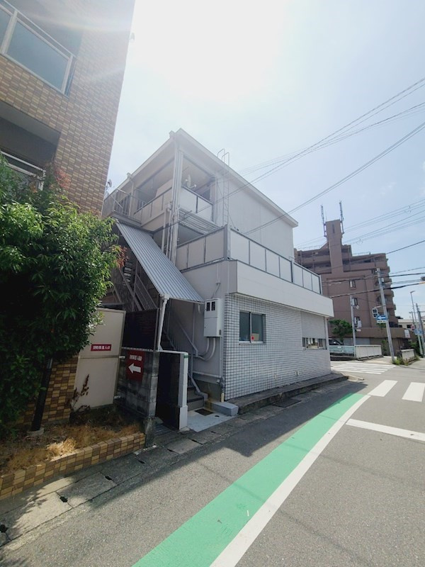 藤本マンションの外観