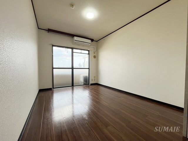 アーバンレジデンスの洋室|6帖居室です。