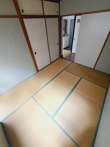 青葉ハイツの寝室