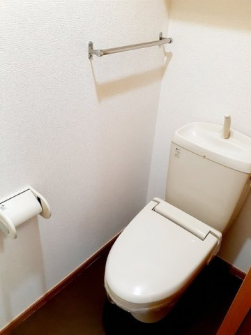 落ち着いたトイレです