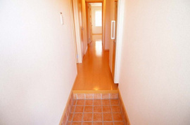 落ち着いた玄関です