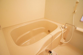 落ち着いた空間のお風呂です