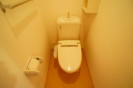 ゆったりとした空間のトイレです