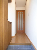 シンプルで使いやすい玄関です