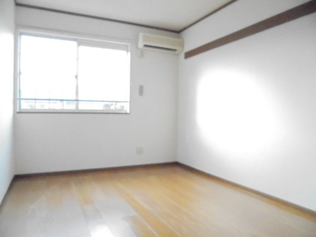 中はこのようになっています