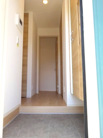 【玄関】 | フルール ドゥ ソレイユ　Ⅰ | フルール ドゥ ソレイユ　Ⅰ(Good Home)