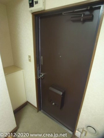 落ち着いた玄関です