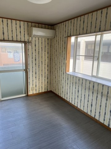 ゆったり過ごせるリビングです