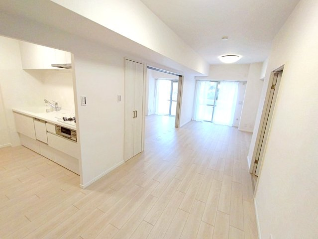 クリオ小机壱番館の居間・リビング