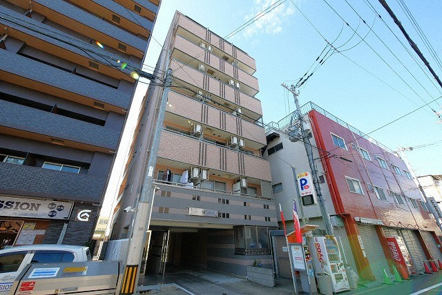 ドリームコート岸里の外観